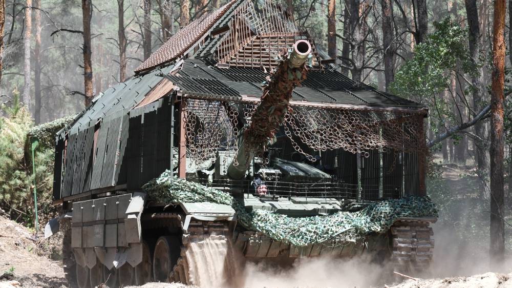 Кризис танковой отрасли придётся решать Белоусову. смотреть онлайн