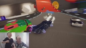 хотвилсы бэтмобиль HOT WHEELS UNLEASHED