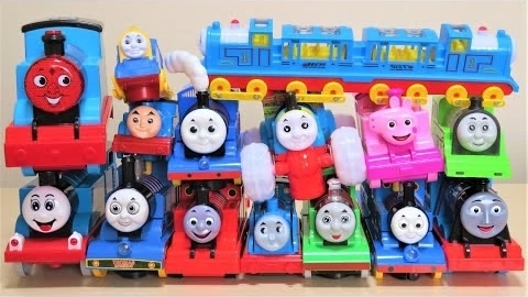 Томас и его друзья вставили батарейки в набор fun toys RiChannel смотреть онлайн