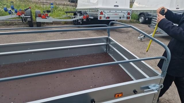 Тент ТРЕЙЛИ 00 0.3 с быстроразборным каркасом. Для 817700.002. 30см от борта. смотреть онлайн