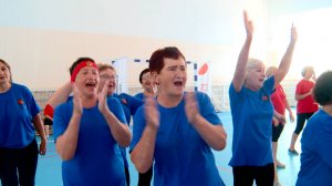 Ветераны Уральской Стали отмечают День металлурга веселыми стартами