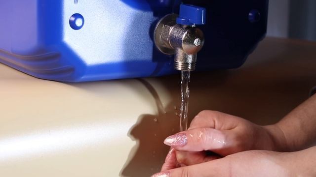 Канистра - умывальник 20 л