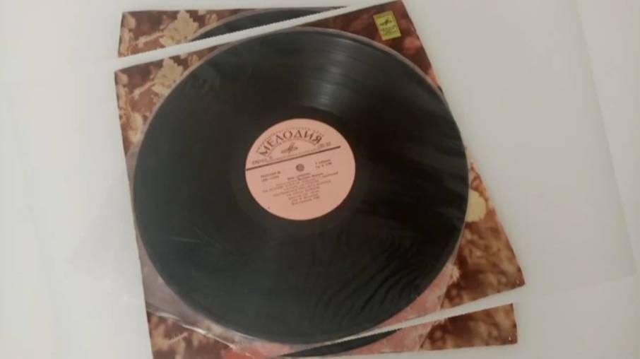 виа Ариэль - 1980 Ариэль — 1980 Мелодия с60-13891 LP смотреть онлайн