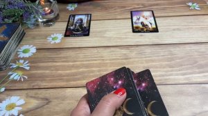 Скрывает ли Он от Тебя что либо ❤️Расклад по вариантам