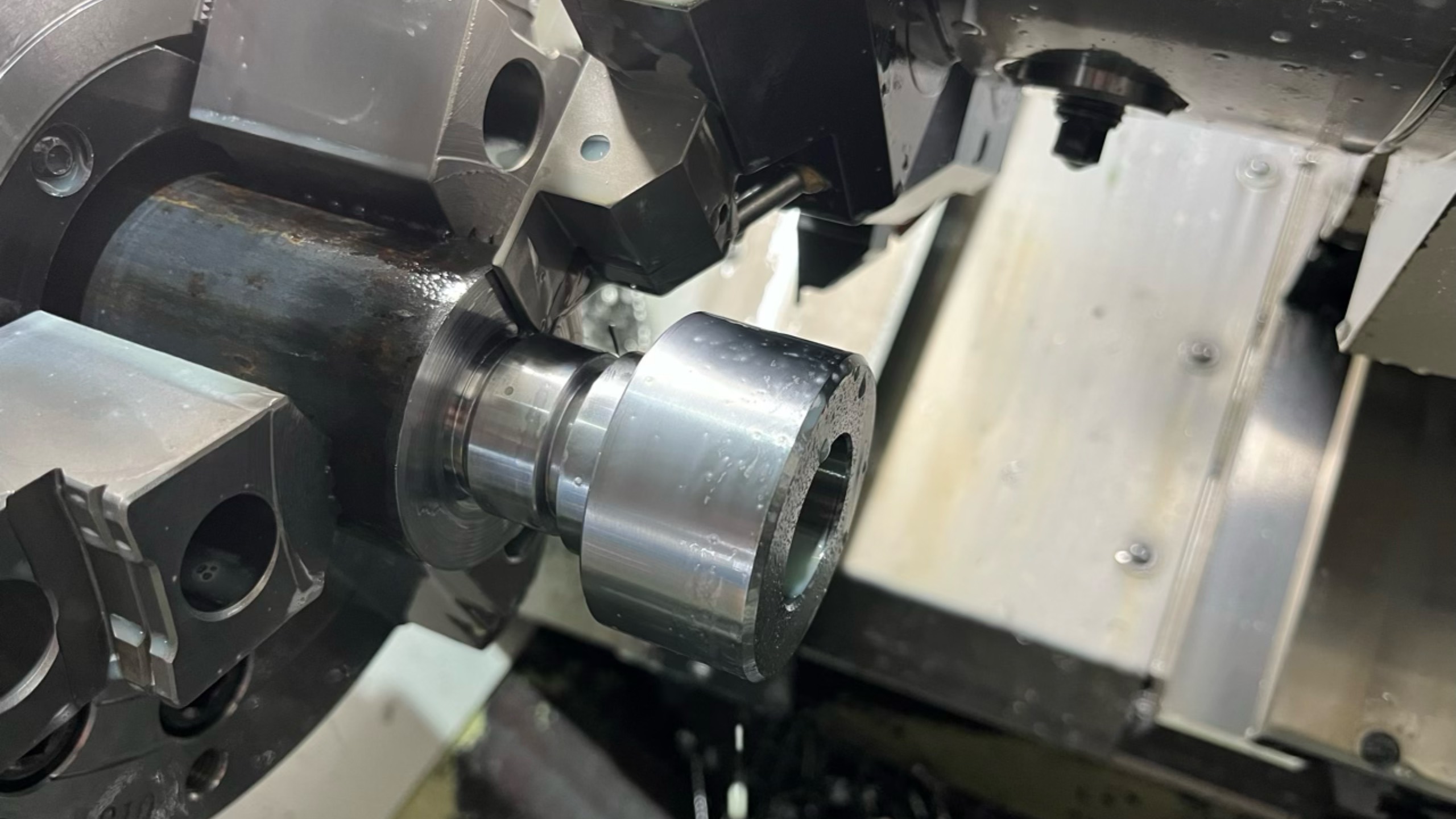 Деталь за 1 установ отрезным. смотреть онлайн