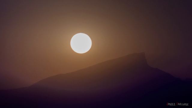 Восход полной Луны. Full Moon Rising.