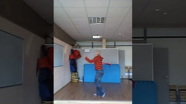 Пои смотреть онлайн