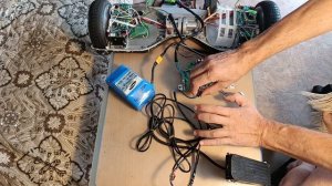 №95 Комплект для машинки с 2-я педалями, 4 скорости, задняя и тормоз. прошитая плата гироскутера.