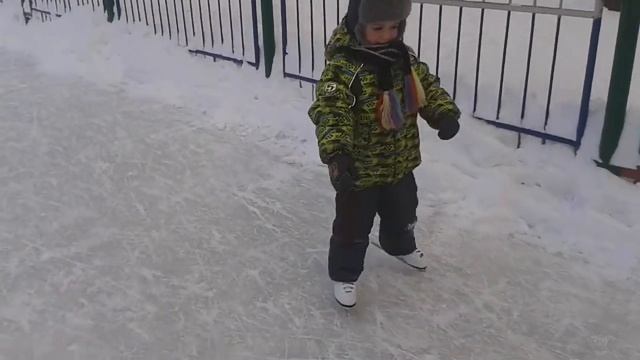 На коньках смотреть онлайн
