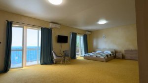 Студия с балконом