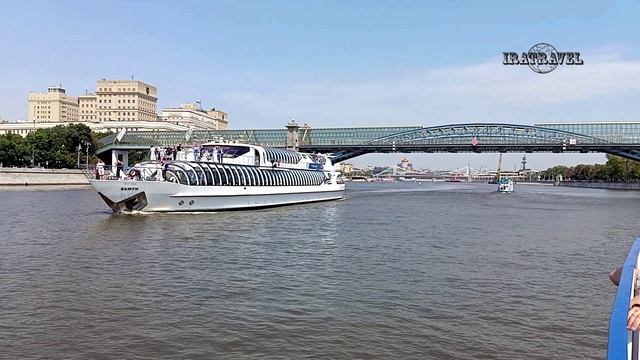 КУДА ПОЙТИ В МОСКВЕ ? Речная прогулка по Москве-реке на теплоходе 2025 . смотреть онлайн