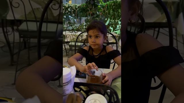 Русский ресторан в Гоа смотреть онлайн