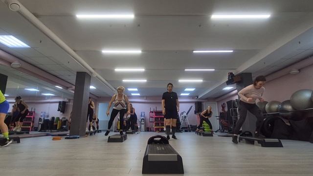 СИЛОВАЯ ТРЕНИРОВКА ЦЕЛОЕ ЗАНЯТИЕ / SUPER STRONG / ГРУППОВАЯ ТРЕНИРОВКА смотреть онлайн