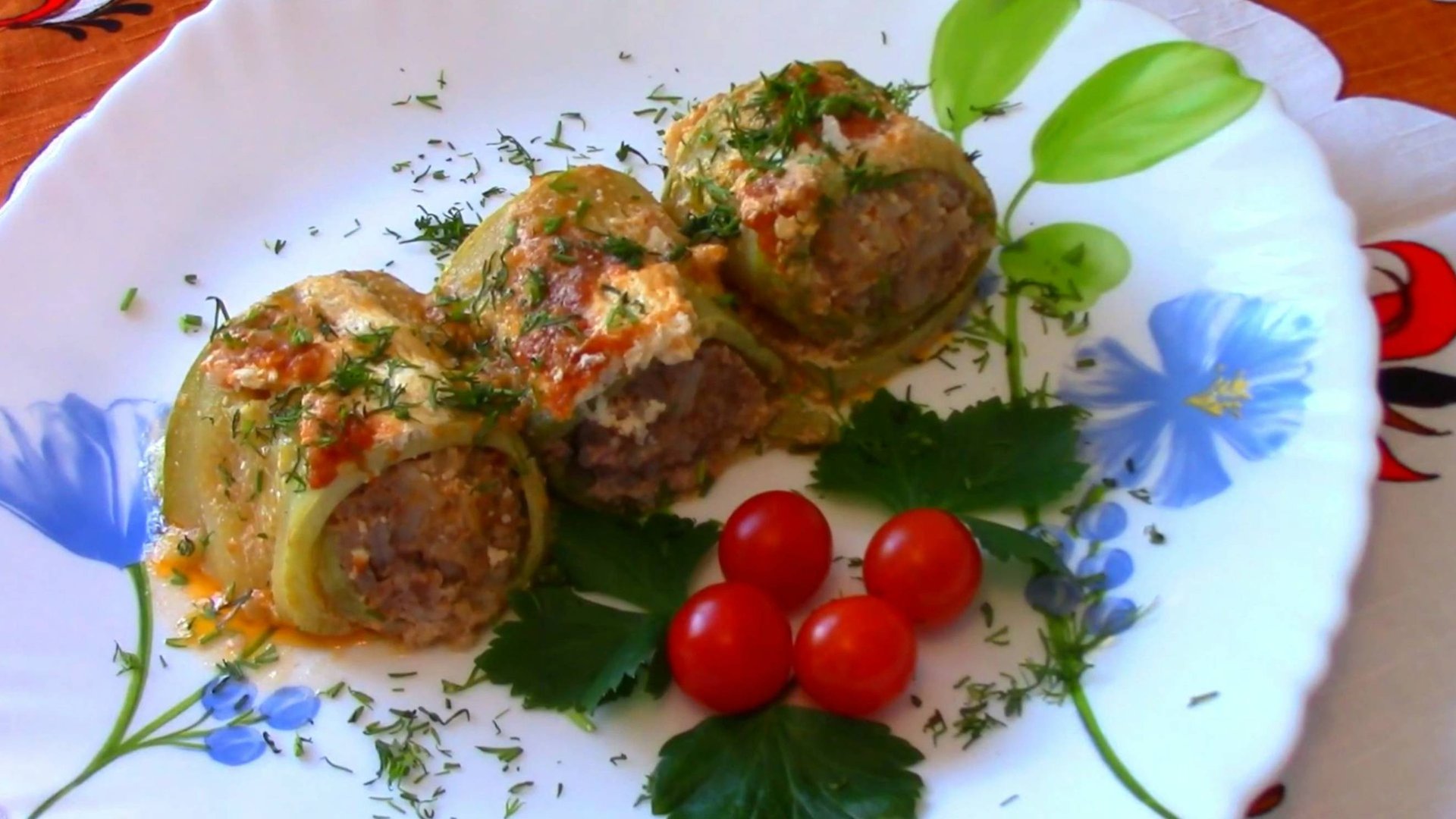 Нежные и очень вкусные голубцы кабачковые. смотреть онлайн