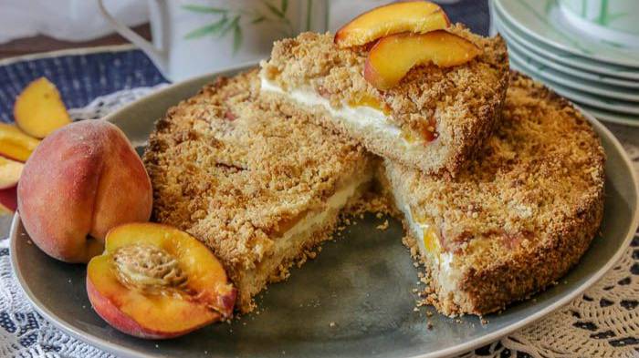 Итальянский пирог с персиками и творогом Сбричолата (Sbriciolata)