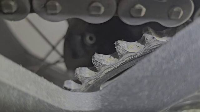 Обзор мотоцикла Zontes 703F. Ржавчина на цепи и звездочке смотреть онлайн