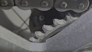 Обзор мотоцикла Zontes 703F. Ржавчина на цепи и звездочке