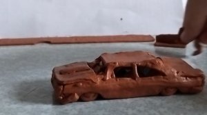 Волга из скульптурного плателина