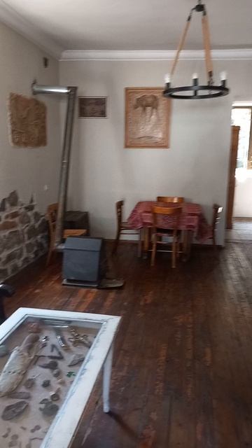 Армения, Ереван, гостиница отель Мастерс Хаус Дайан 1 этаж коридор