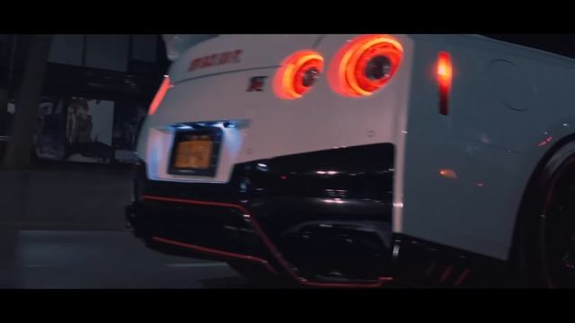 Night Lovell - Deira City Centre ⁄ GTR Showtime (1440p_24fps_AV1-128kbit_AAC)