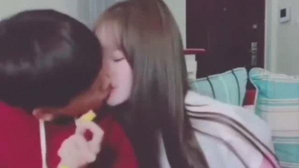 Funny & Cute Asian Couples 01