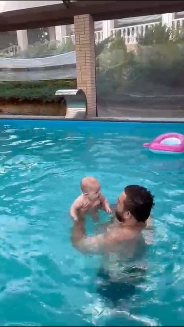 сынуля с внучей ♥️.mp4