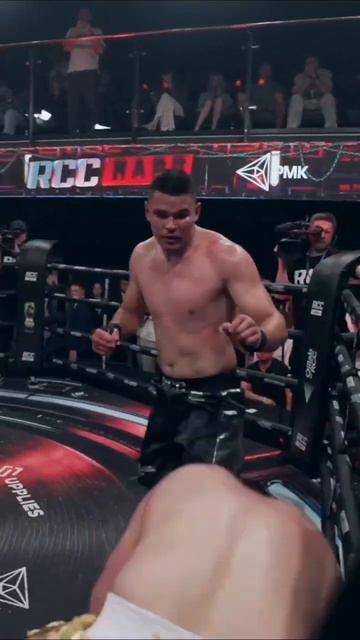 Виталий Ананин новый чемпион RCC Hard в полутяжелом весе! смотреть онлайн