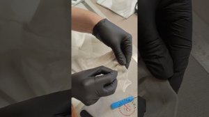 Как правильно вставить крючки в штору?