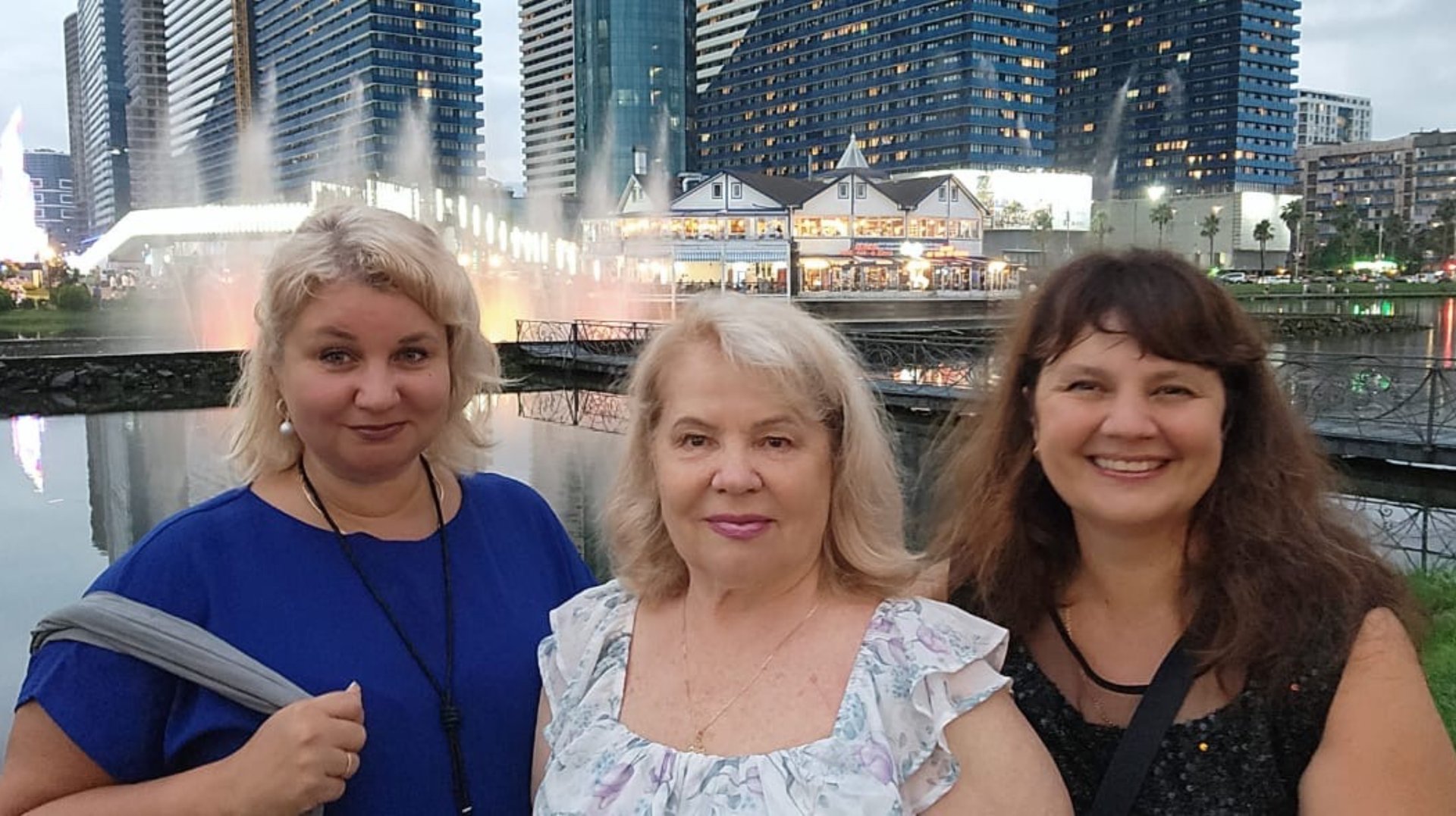 Приехали в Батуми. Наши новые апартаменты смотреть онлайн