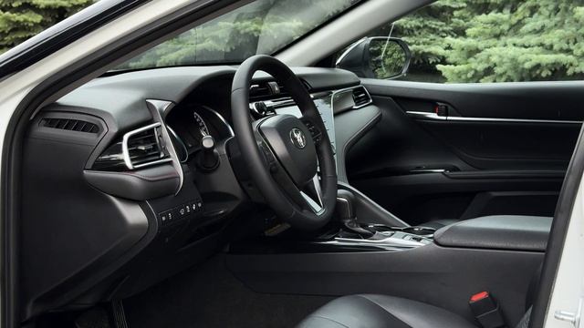 Toyota Camry VIII (XV70), 2020 смотреть онлайн