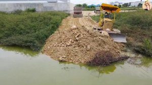 Строительство, новая дорожка, засыпка