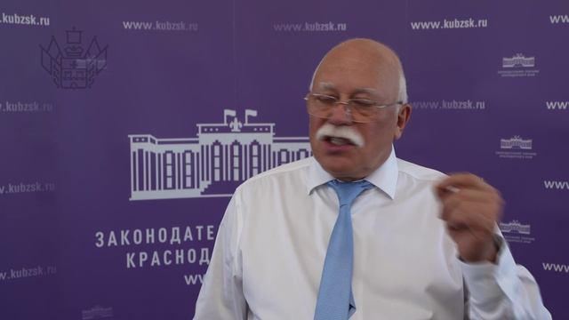 Принял участие в 63-ей сессии ЗСК смотреть онлайн