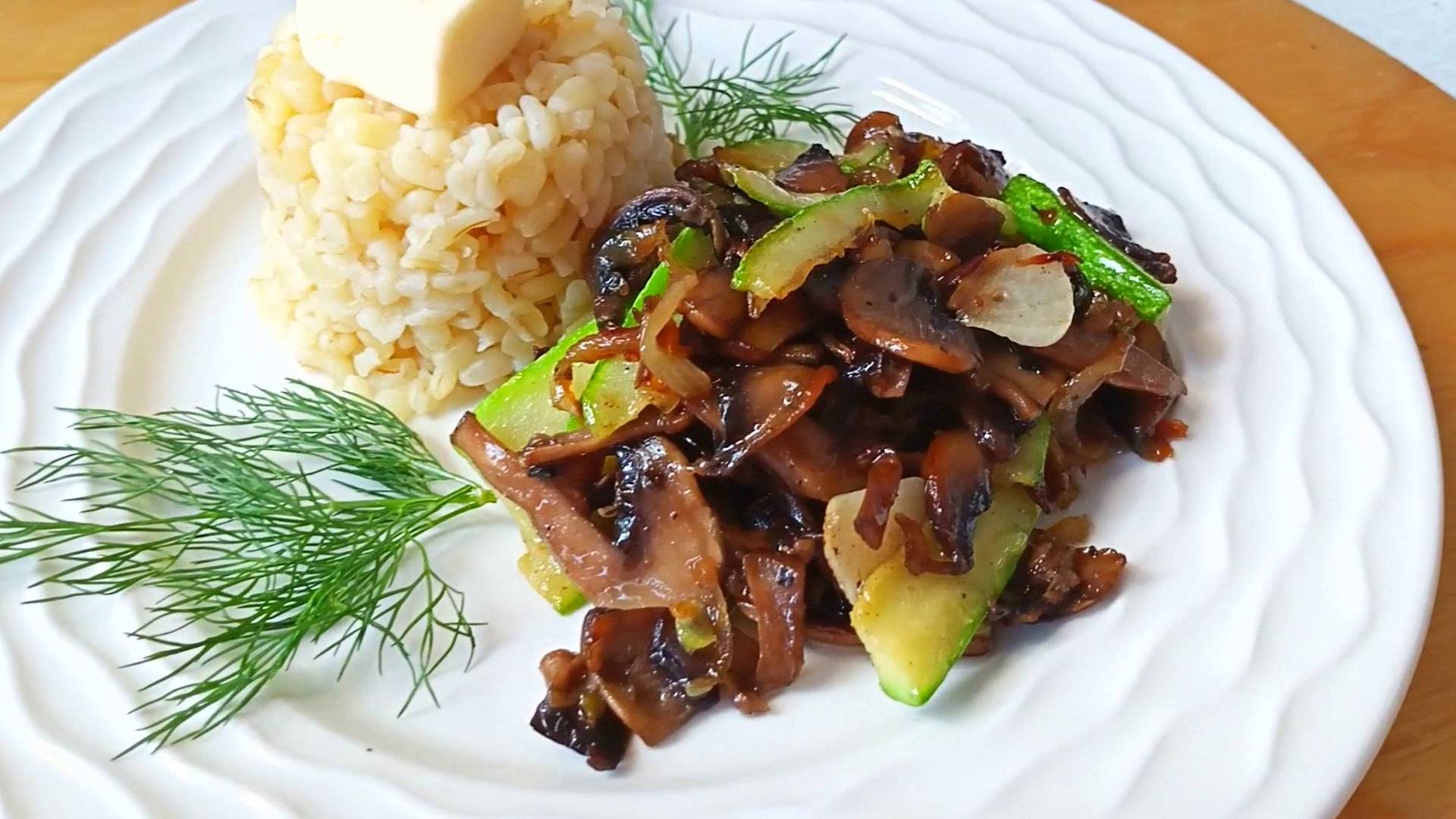 Кабачки на сковороде с шампиньонами Как ещё приготовить кабачки и Булгур Это просто смотреть онлайн