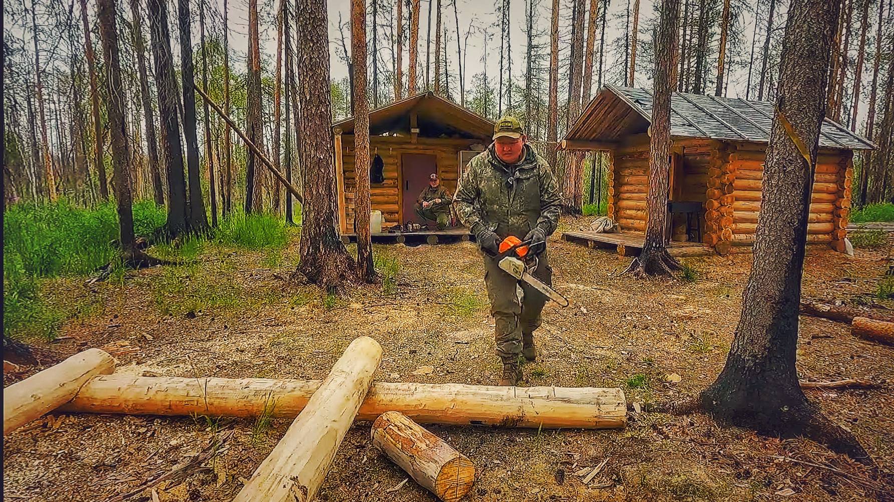 ТАЁЖНАЯ СТРОЙКА: ОТ МЕЧТЫ К РЕАЛЬНОСТИ. ДРОВЯНИК В ТАЙГЕ СВОИМИ РУКАМИ. смотреть онлайн