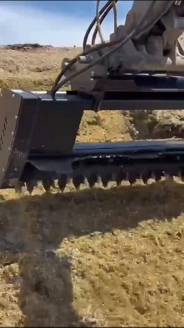 Фреза для силоса ZM2000 на на телескопический погрузчик Claas SCORPION. Силосная фреза. смотреть онлайн