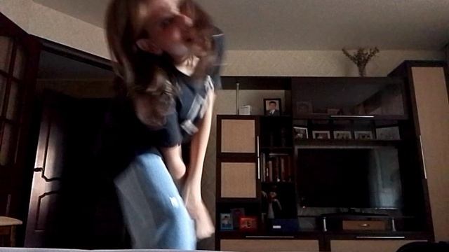 VID_2025_07_17_19_03_42_8863215376432106905904