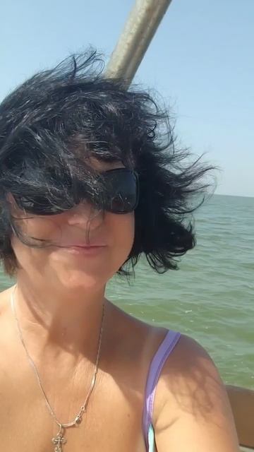 По волнам/ Отдых на море/Прогулка на катере смотреть онлайн