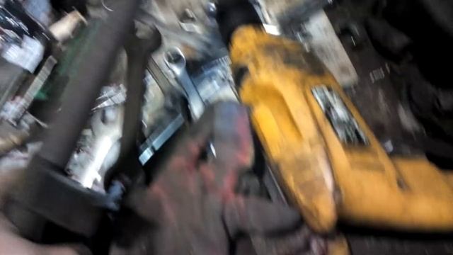 ваз 2101 / 7 замена сайлентблоков реактивных тяг смотреть онлайн