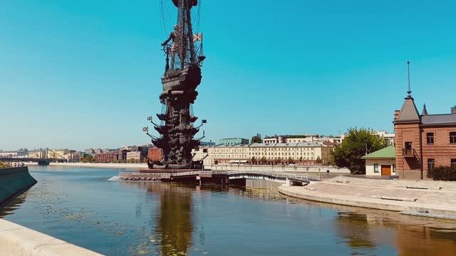 Прогулка по Москве. Гостиница Космос Walking Tour of Moscow Russia🇷🇺