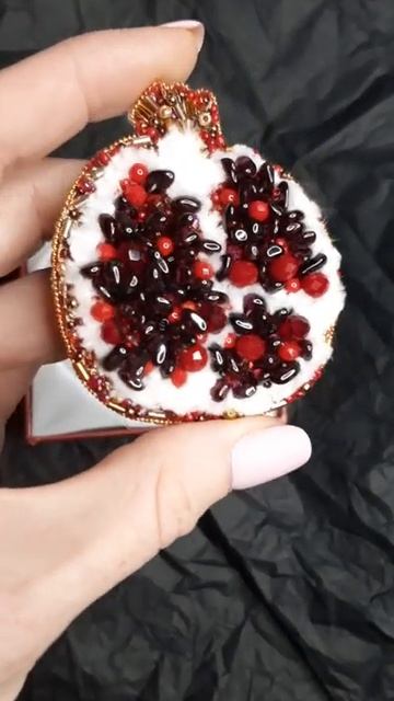Брошь Королевский гранат👑. Роскошная брошь в наличии