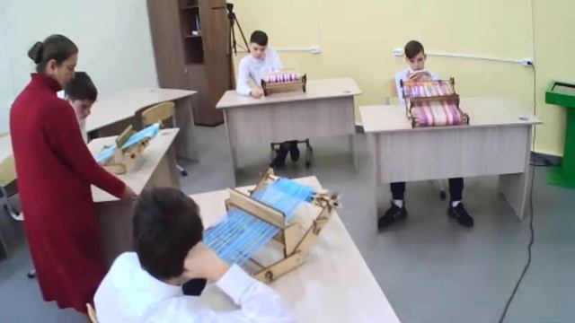мастер - класс по ткачеству на настольных станках для обучающихся ОВЗ смотреть онлайн