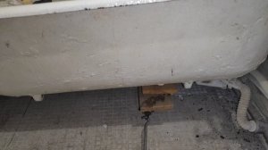 Поднять чугунную ванну ОДНОМУ для ремонта