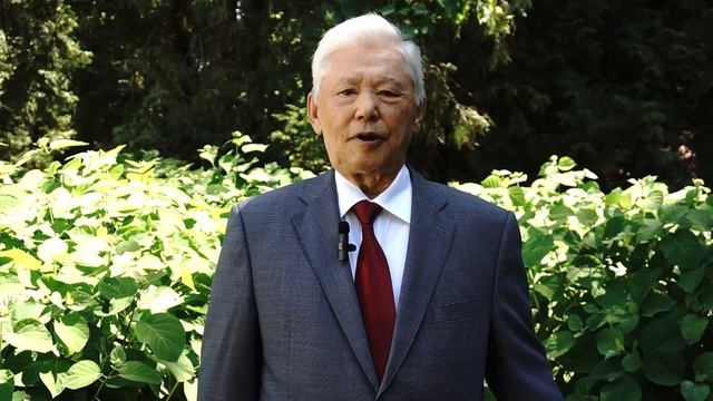 Поздравление Первого Президента РС(Я) М.Е. Николаева смотреть онлайн