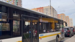 Автобус ЛиАЗ-5292.65-03 следует по маршруту 367п ”м. Домодедовская - ЖК Пригород Лесное”