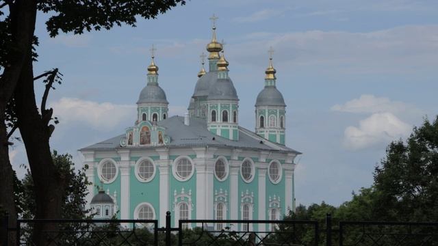 В Смоленске подходят к завершению многие ремонтные работы, проводимые в областном центре смотреть онлайн