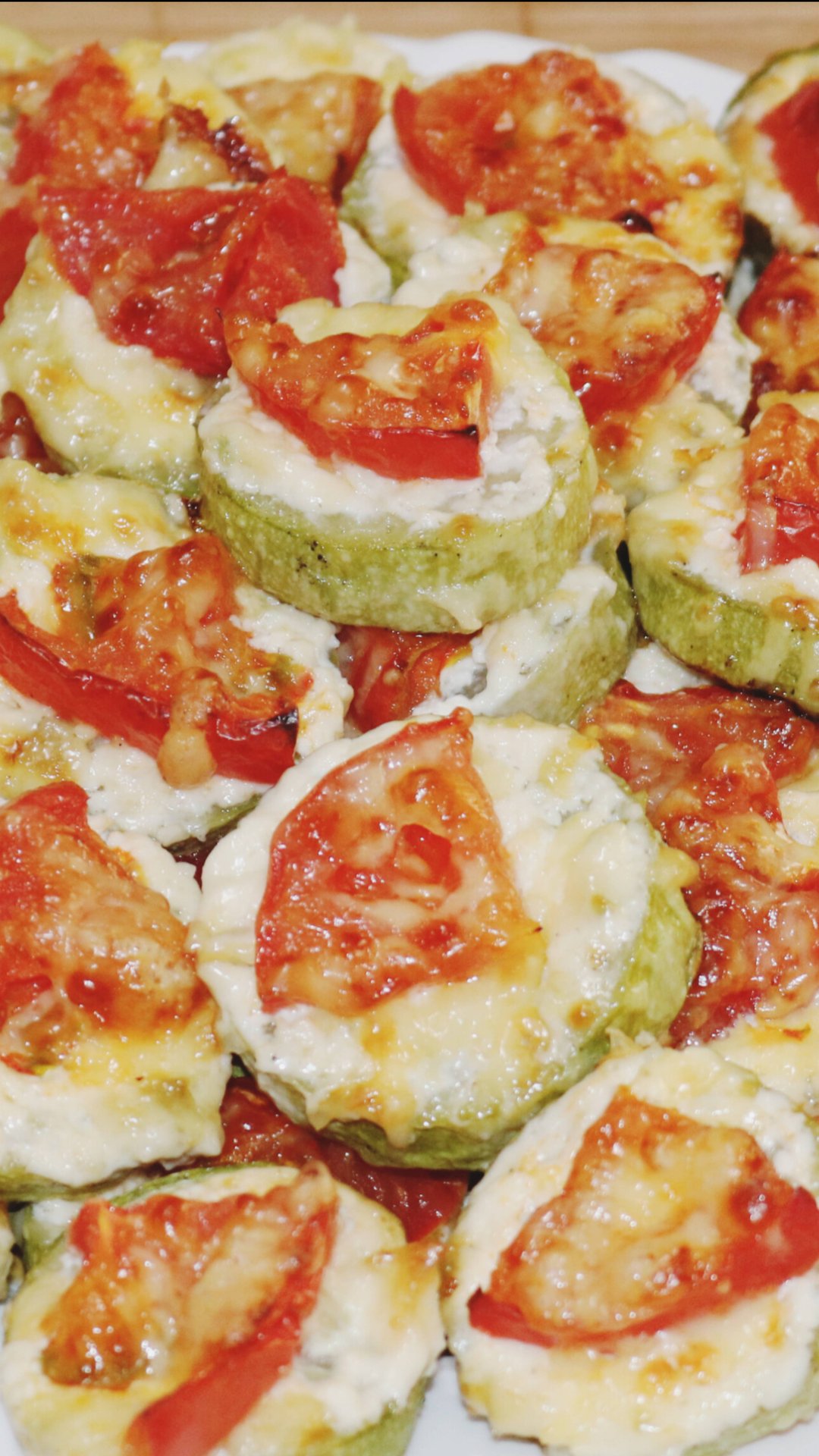 Кабачки с сыром, запеченные в духовке