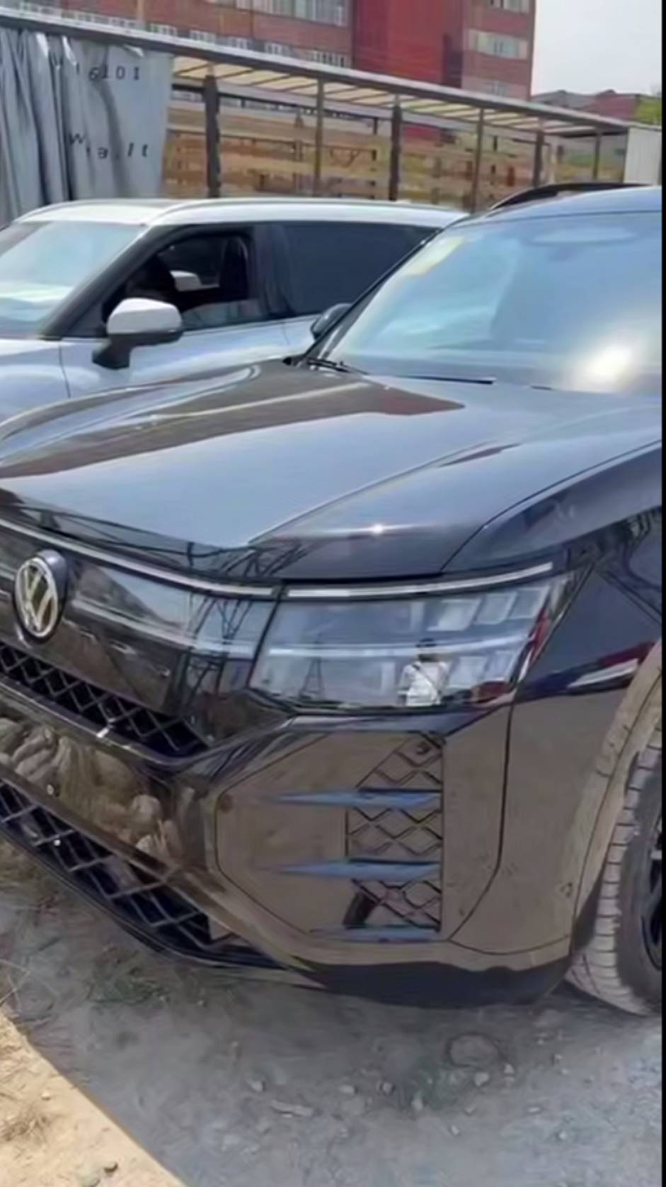 Скоро поступит в продажу Volkswagen Teramont Pro смотреть онлайн