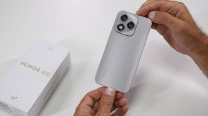 Honor 400 Lite. Спёрли всё у Айфона и Сони, но всё равно он клёвый! Lite Honor 400 / Арстайл /