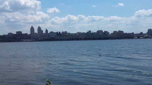 Днепровский Манхэттен и детская турбаза смотреть онлайн