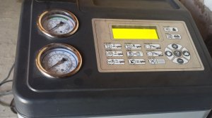 заправка кондиционера станцией kraftwell ac 1500